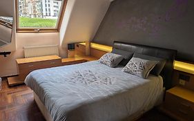 Alojate En Vigo! Piso Acogedor Y Funcional Con Garaje